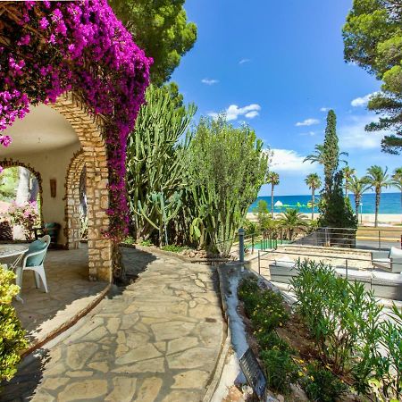 Tarracohomes, Villa With Botanic Garden And Private Pool Facing The Beach Miami Playa Екстериор снимка